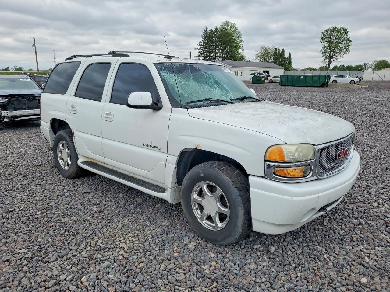 GMC Yukon Denali