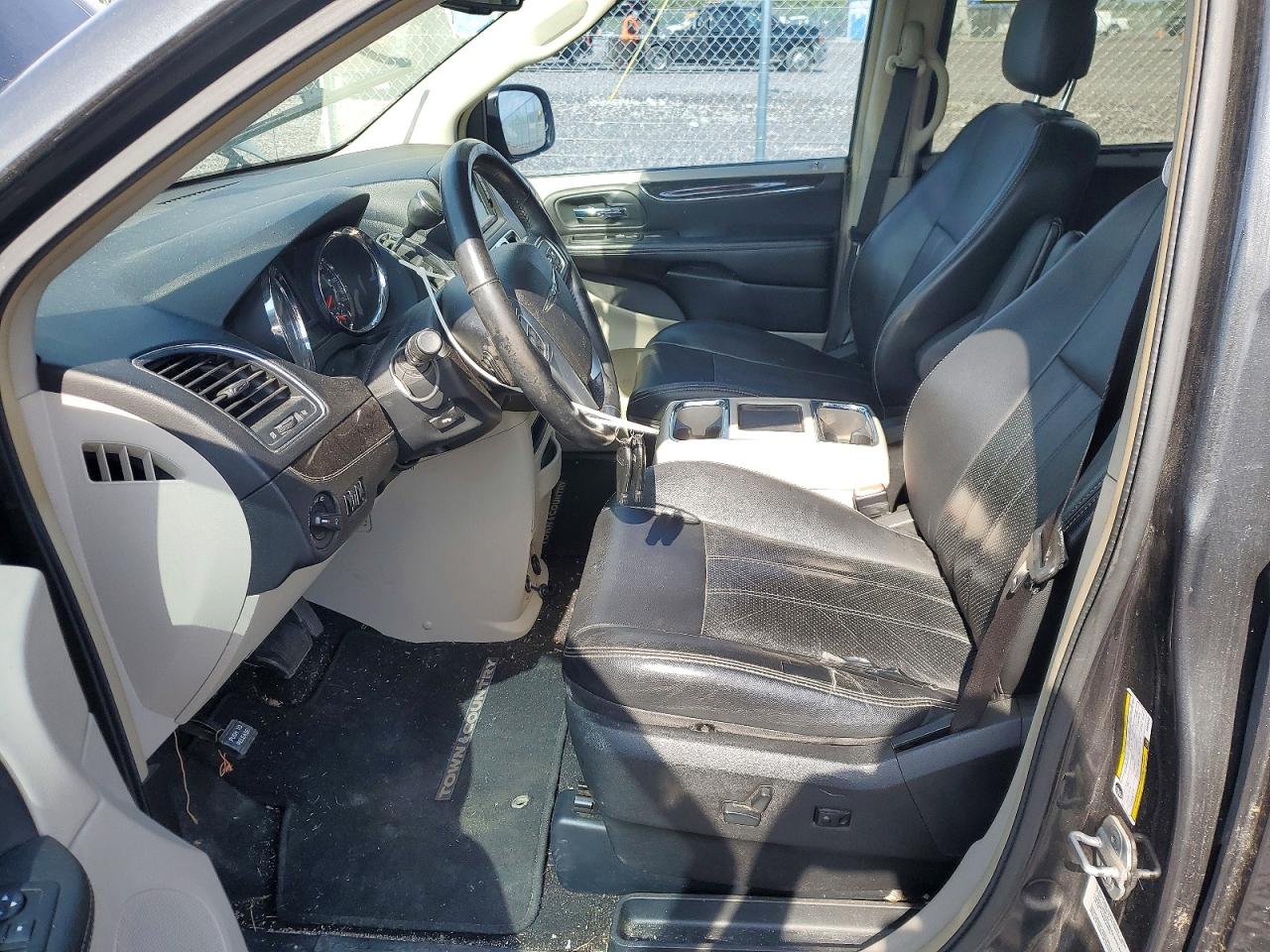 Chrysler Minivan Touring L
