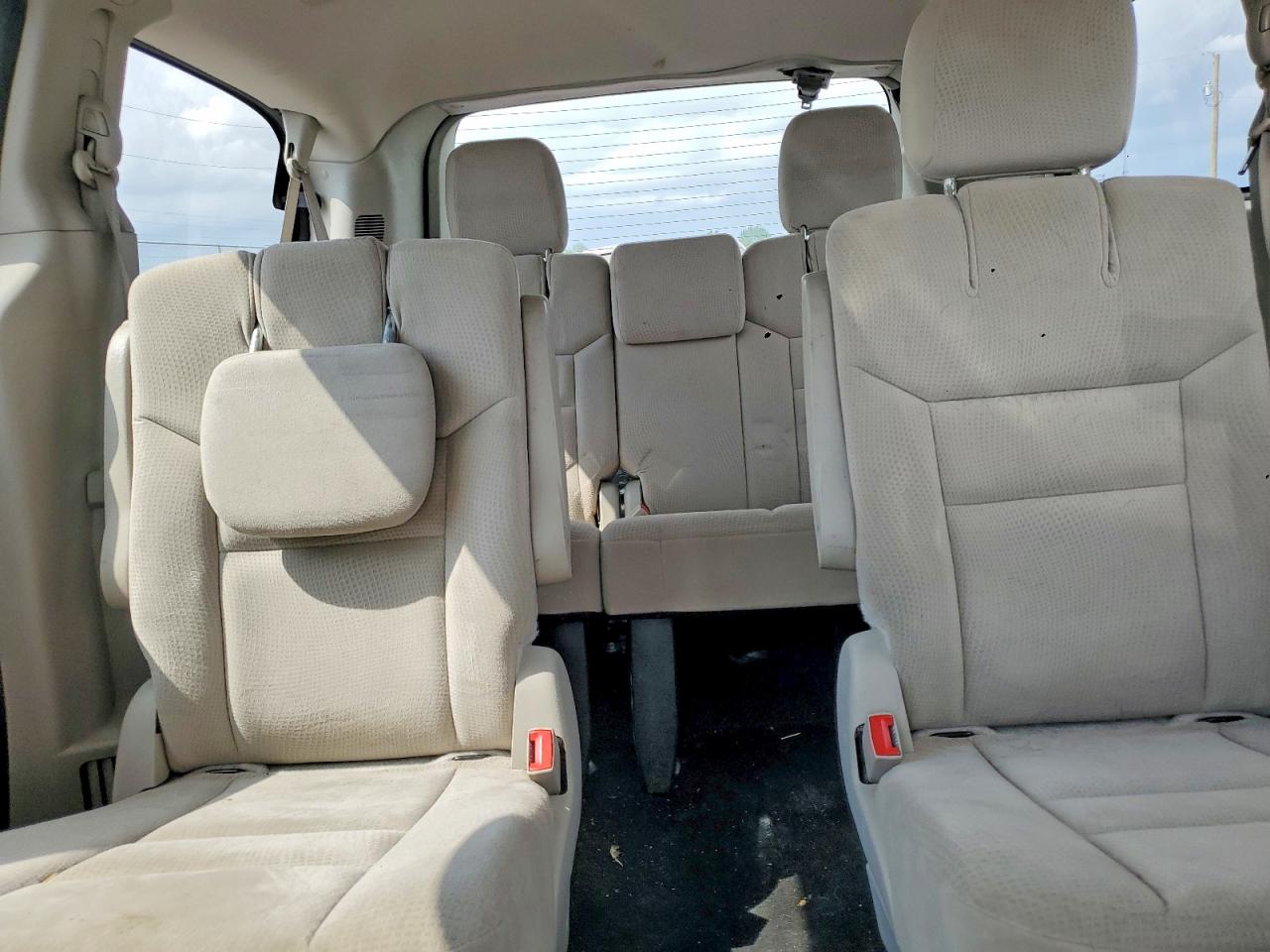 Dodge Caravan Sxt