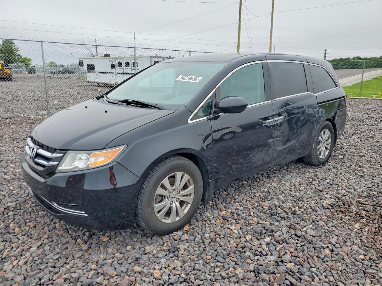 Salvage Honda Odyssey Image