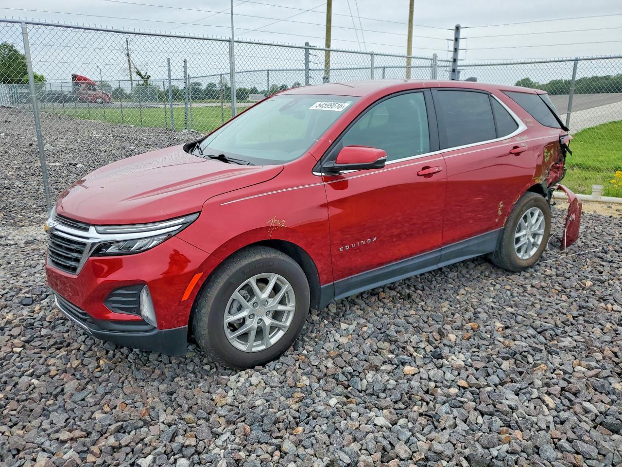 Salvage Chevrolet Equinox Image