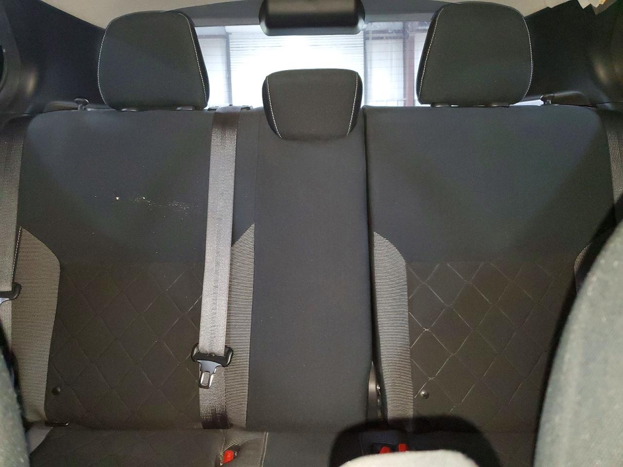 Nissan Kicks S