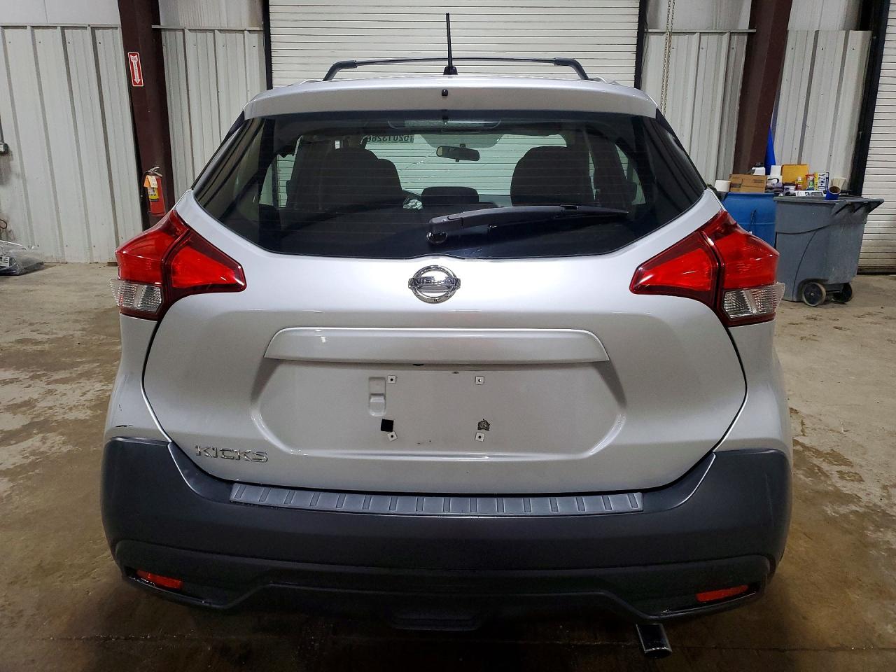 Nissan Kicks S