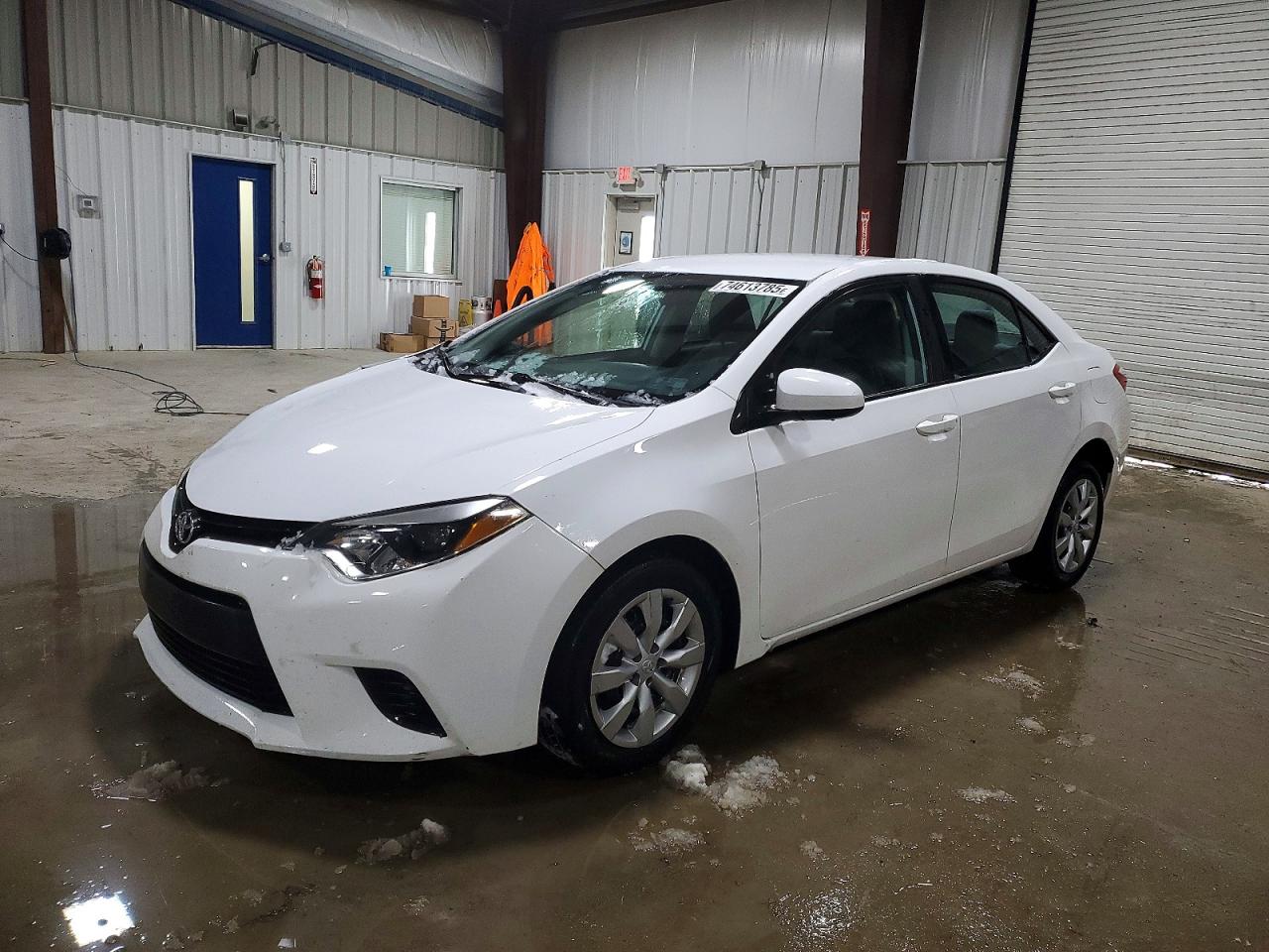 Salvage Toyota Corolla Image