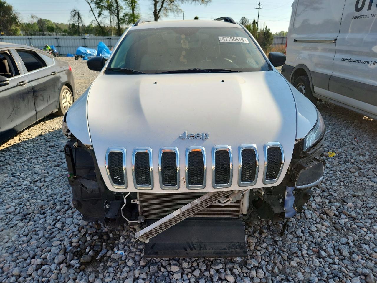 Jeep Grand Cherokee Sport