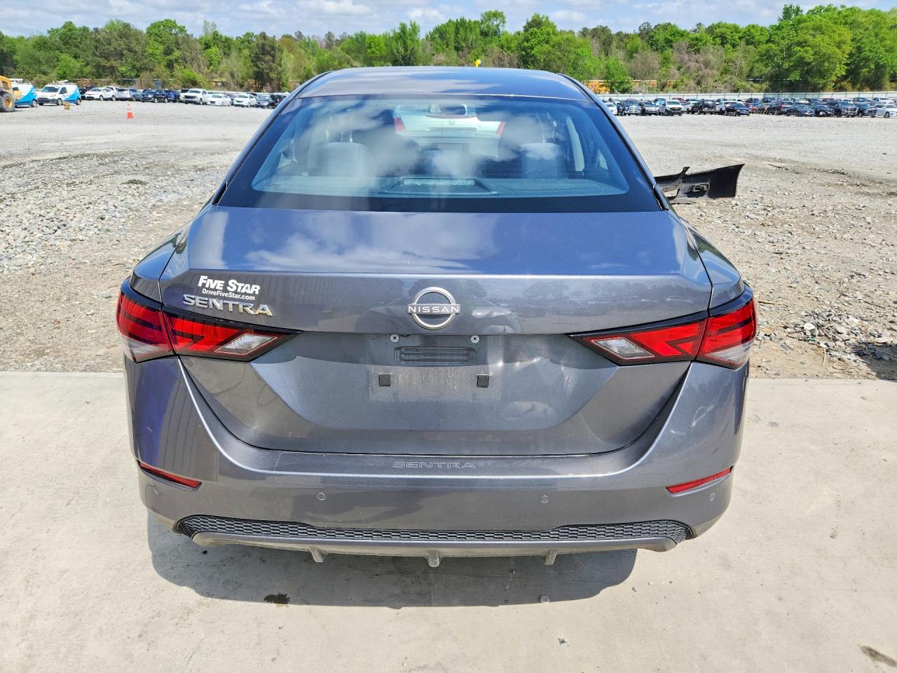 Nissan Sentra S