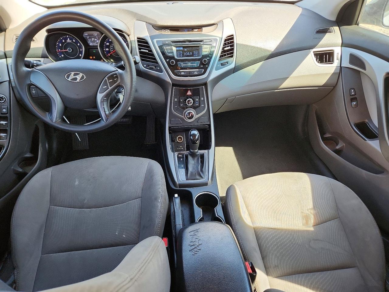 Hyundai ELANTRA Se