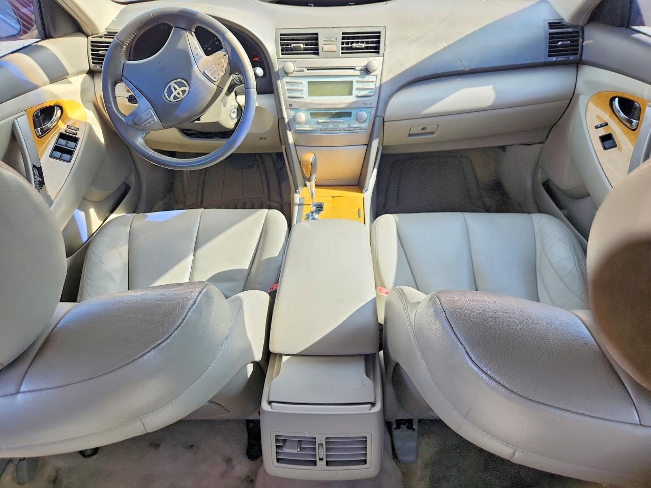 Toyota Camry Xle