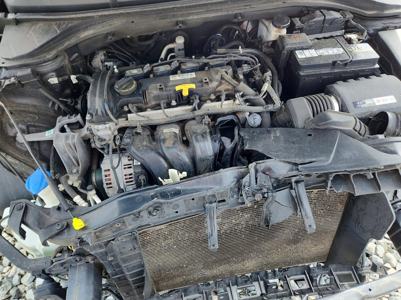 Hyundai ELANTRA Sel
