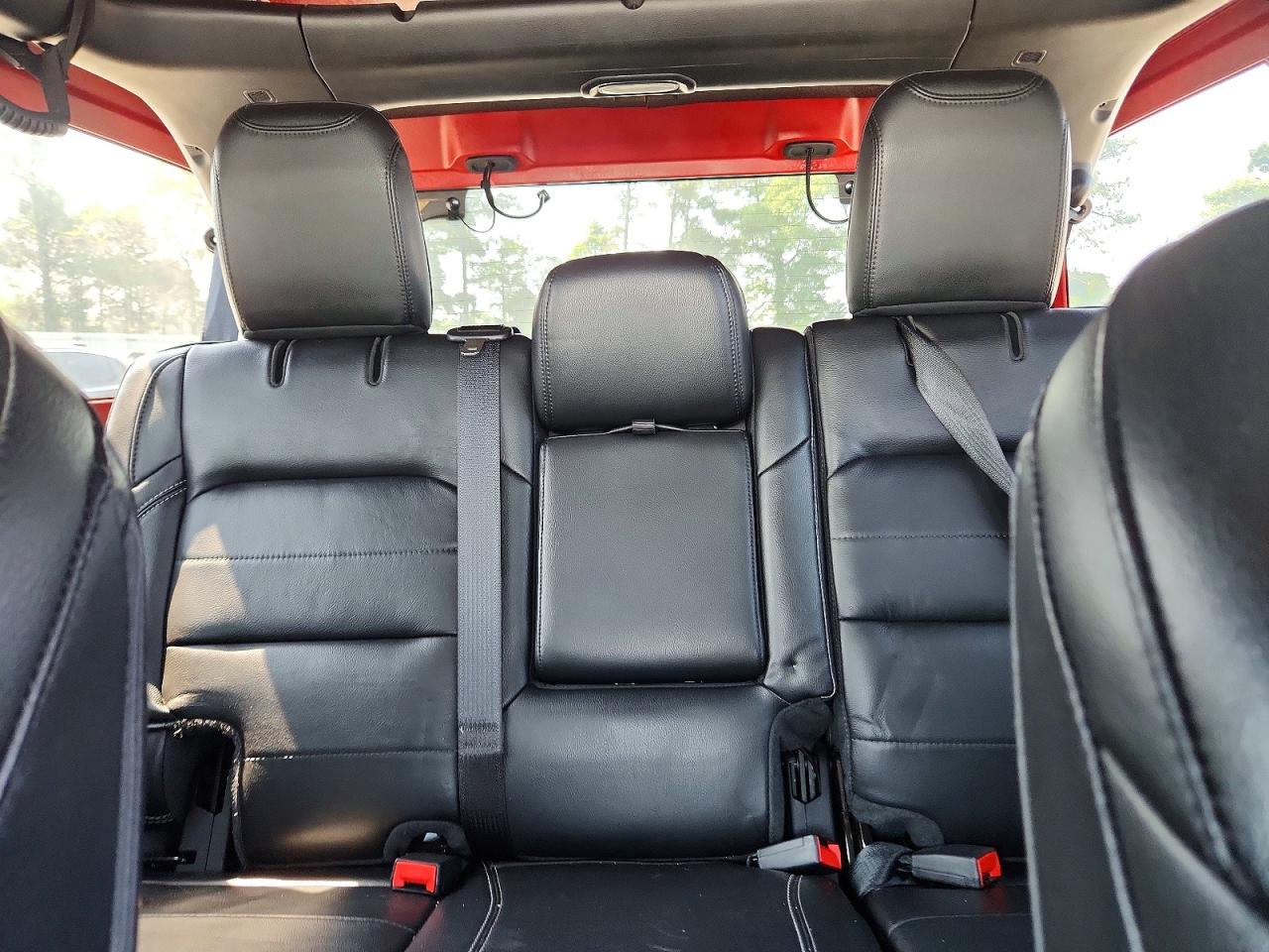 Jeep Wrangler Sahara