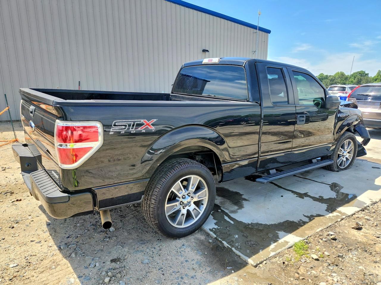 Ford F-150 Super Cab
