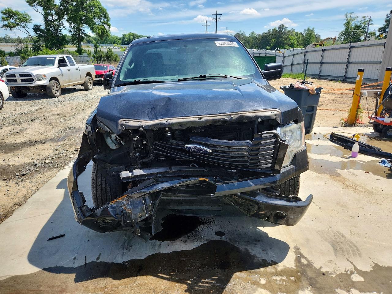 Ford F-150 Super Cab
