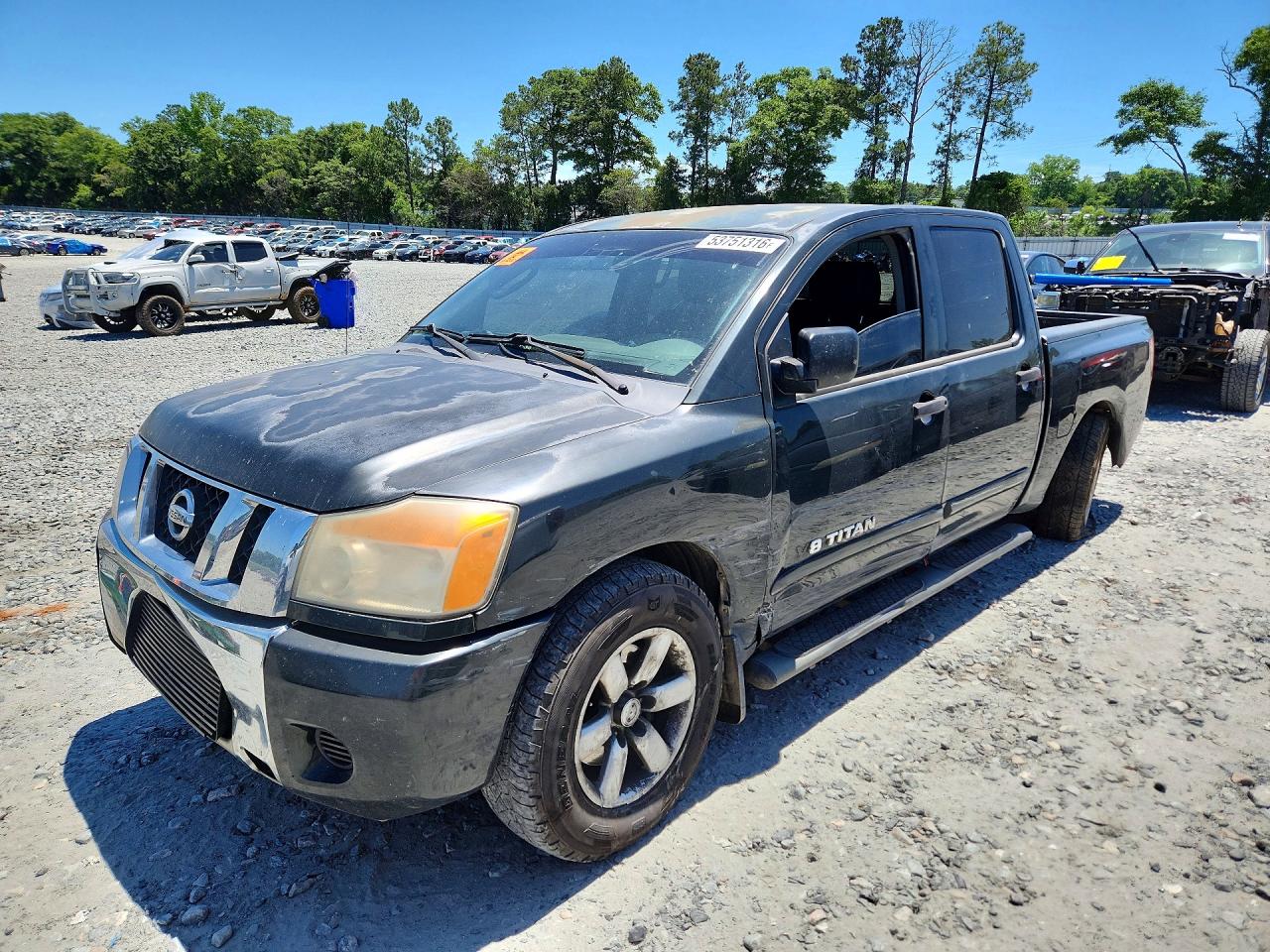 Salvage Nissan Titan Image