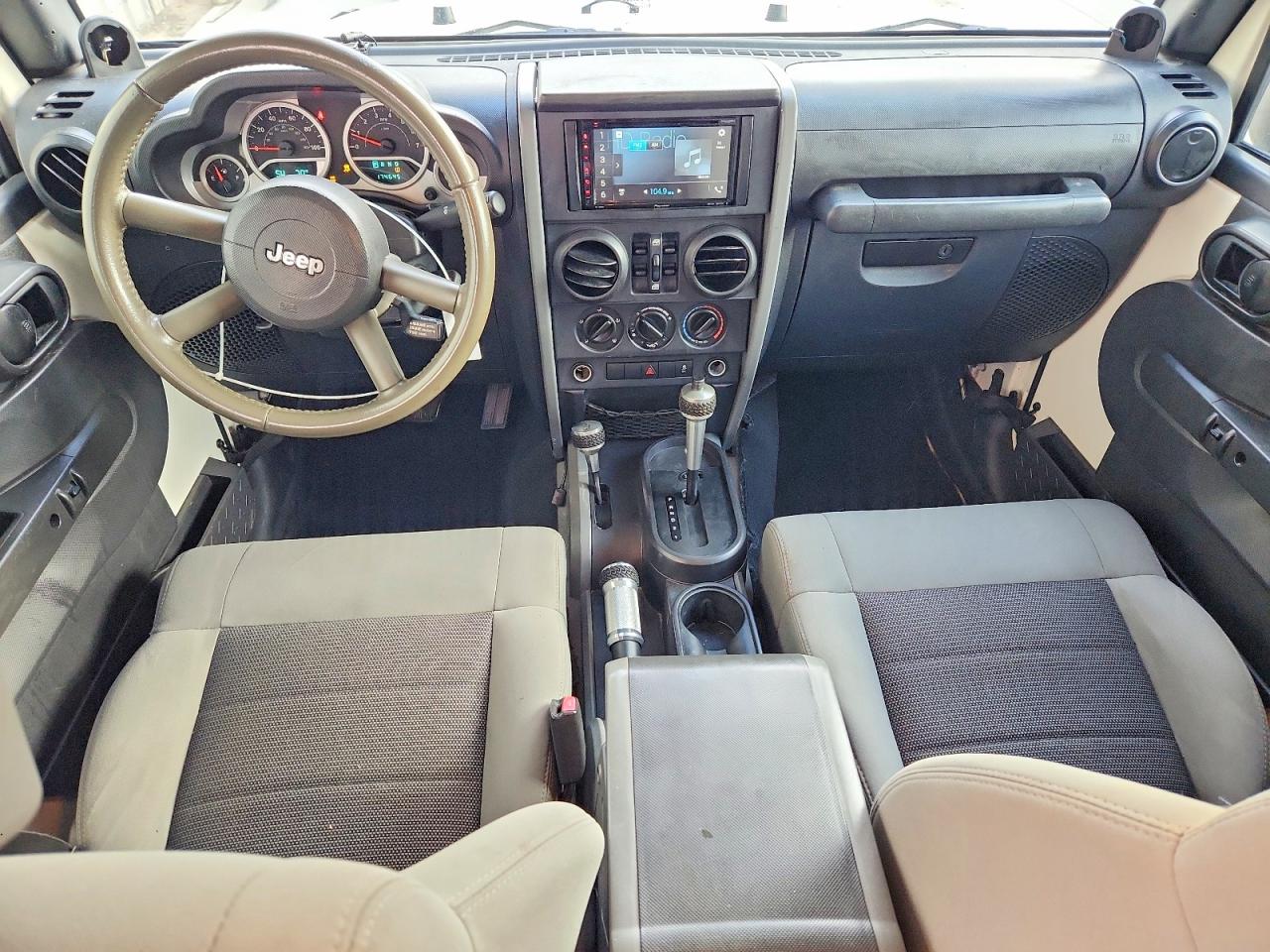Jeep Wrangler Sport