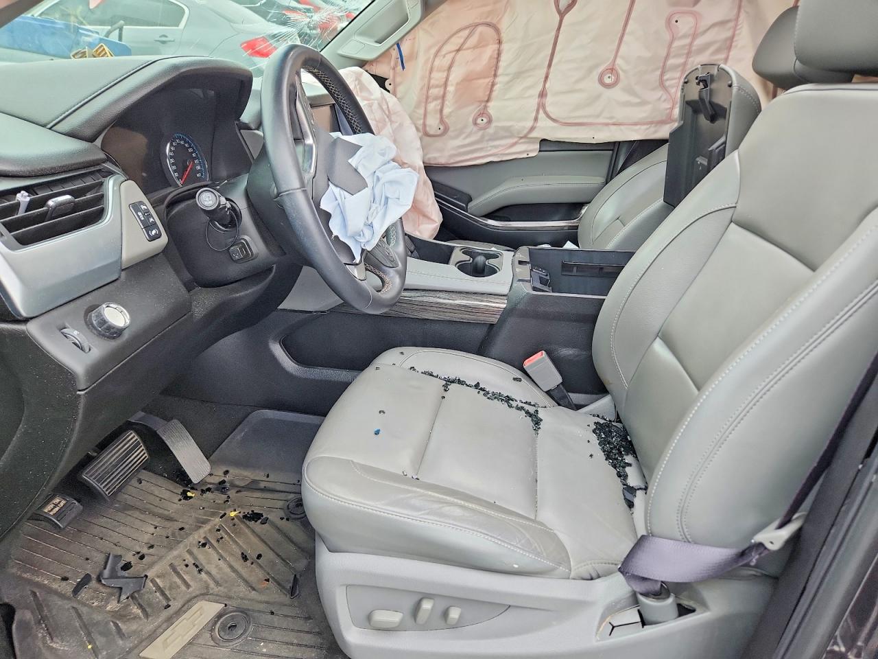 Chevrolet Suburban C1500 Lt