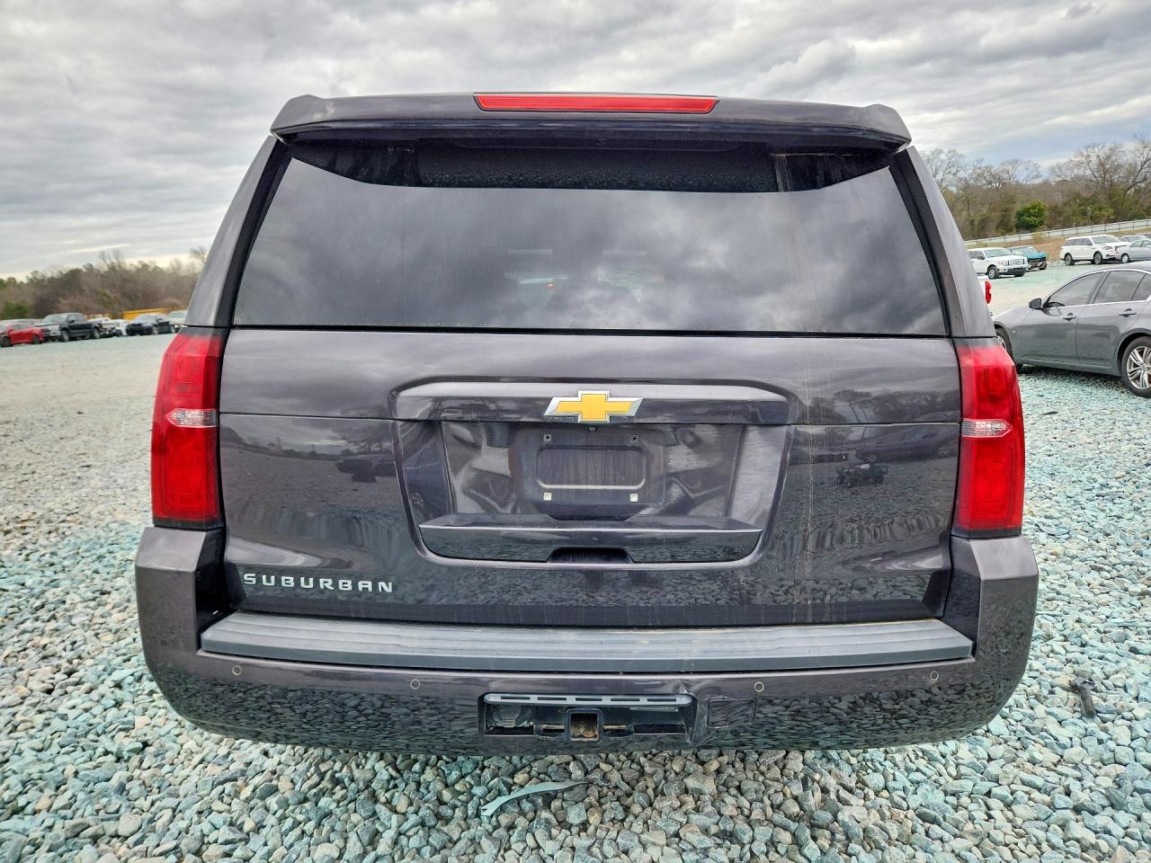 Chevrolet Suburban C1500 Lt