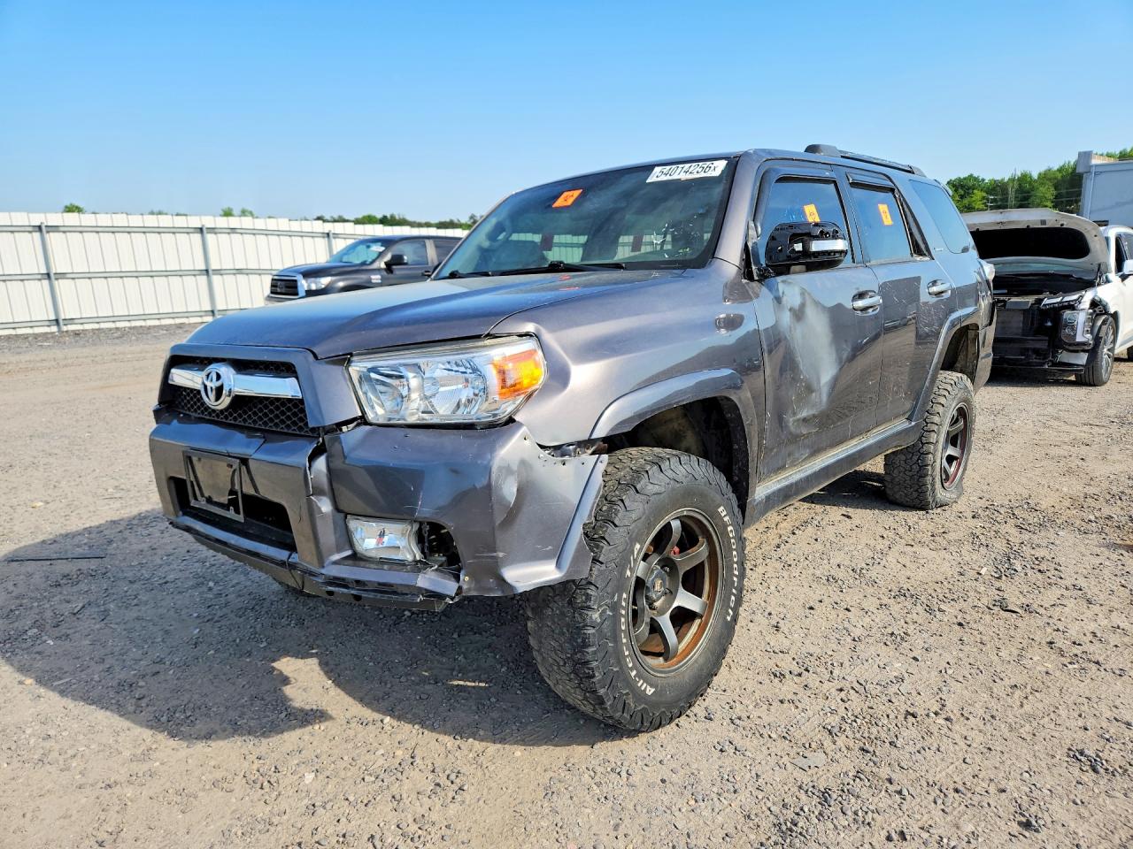 Salvage Toyota 4Runner Image