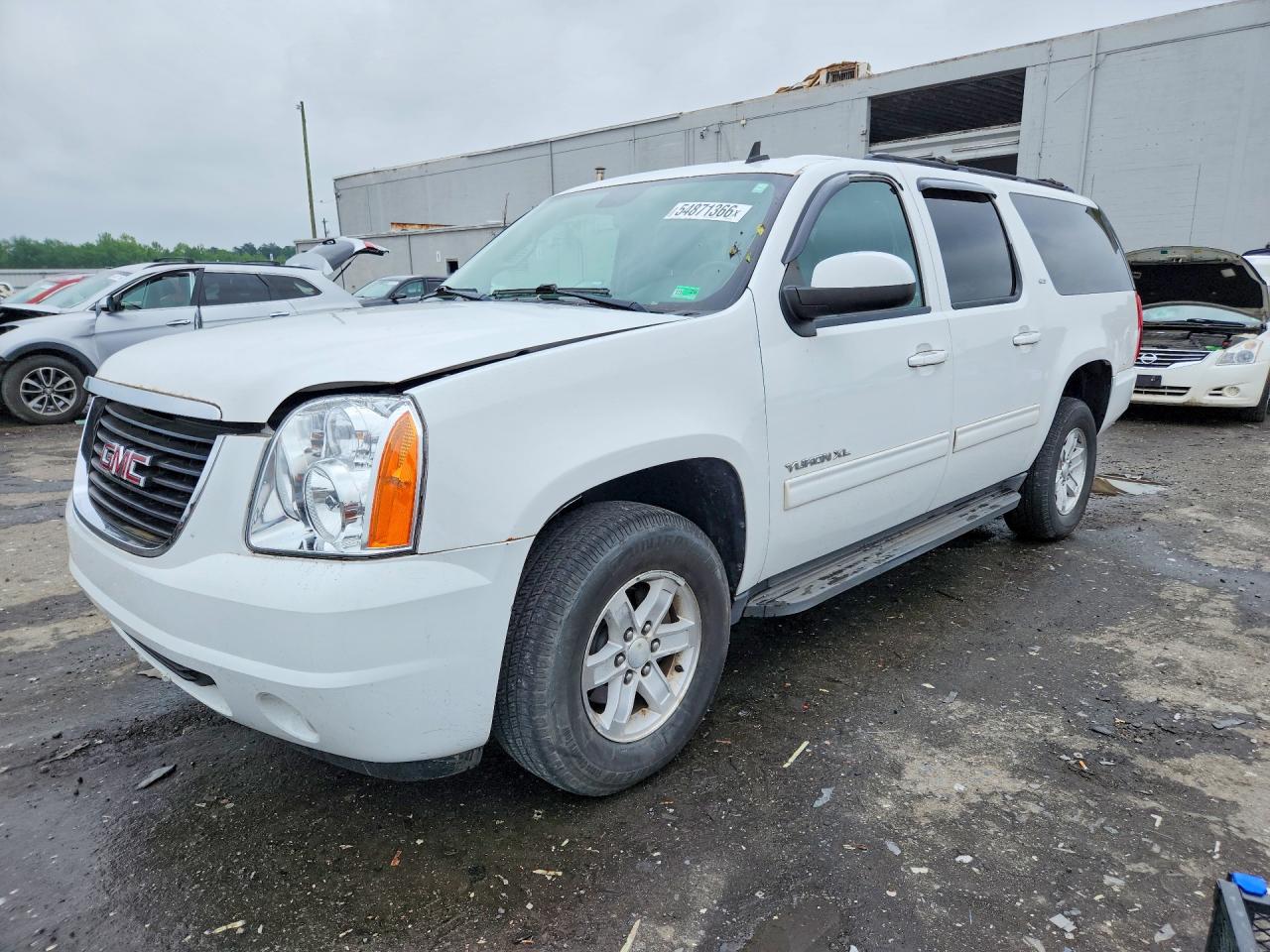 Salvage GMC Yukon Image