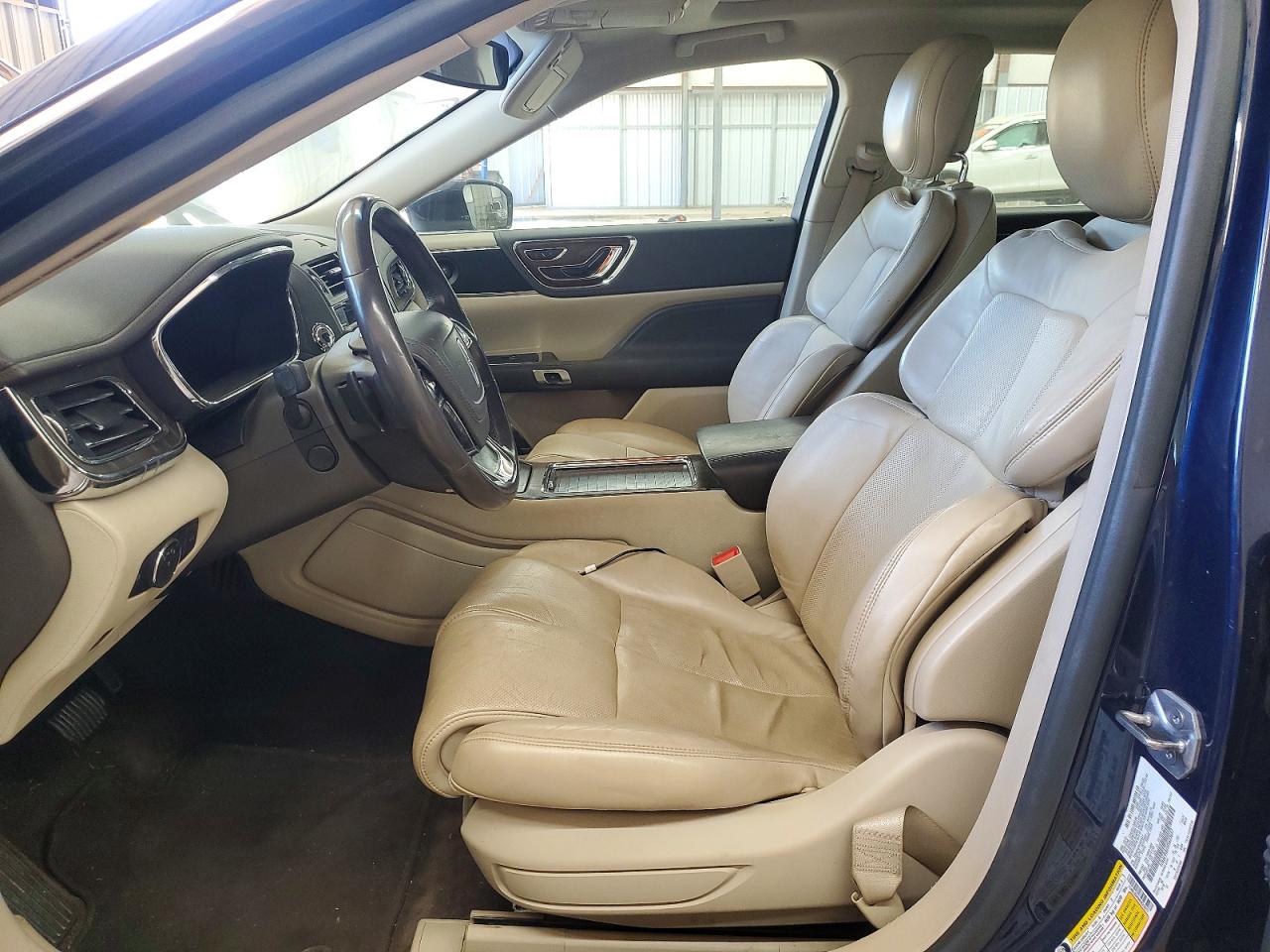 Lincoln Continental Select