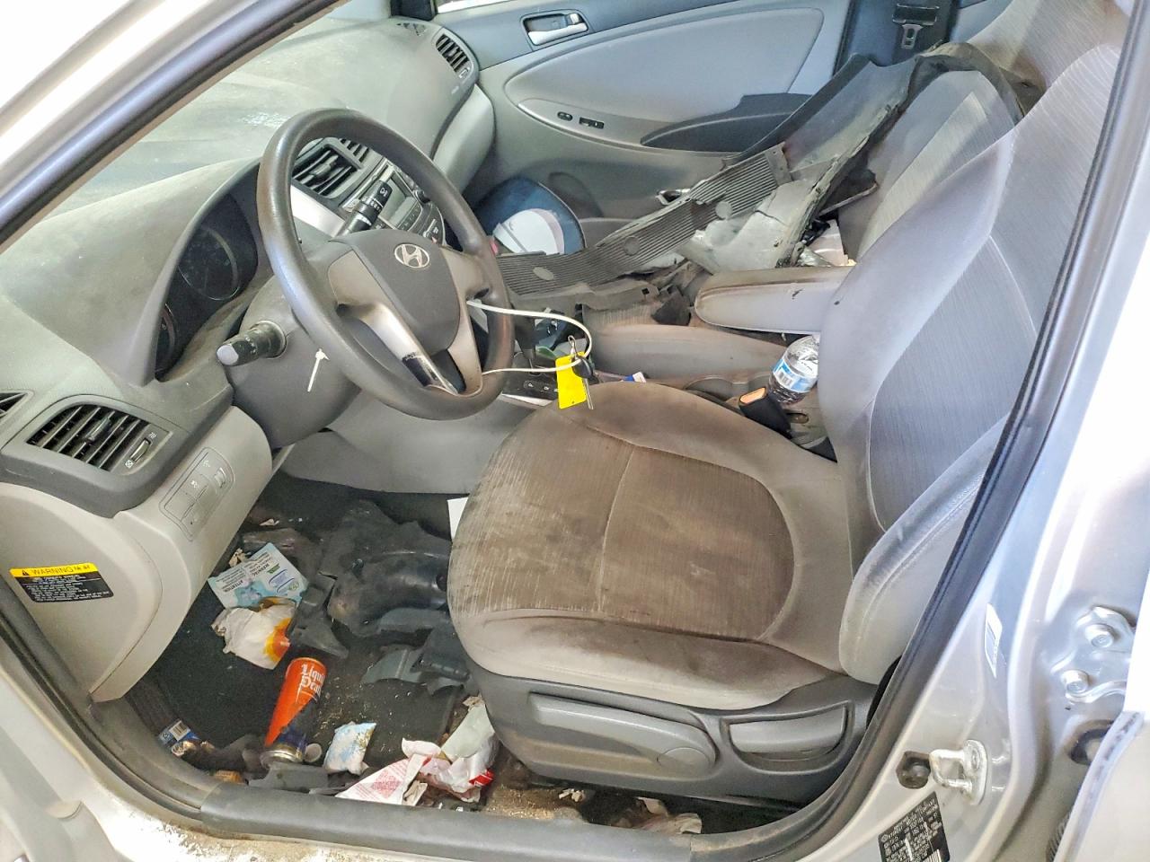 Hyundai ACCENT Se
