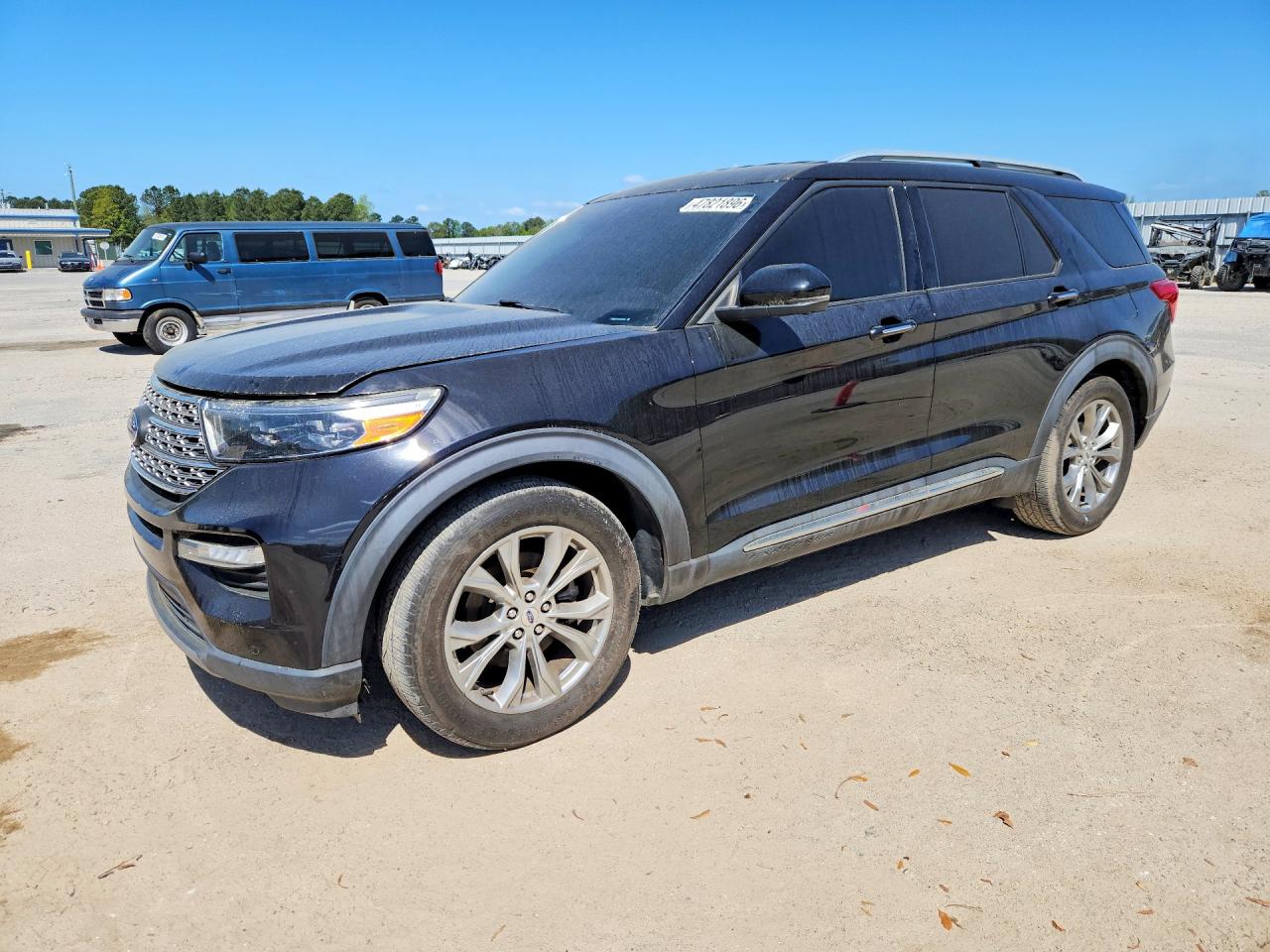 Salvage Ford Explorer Image