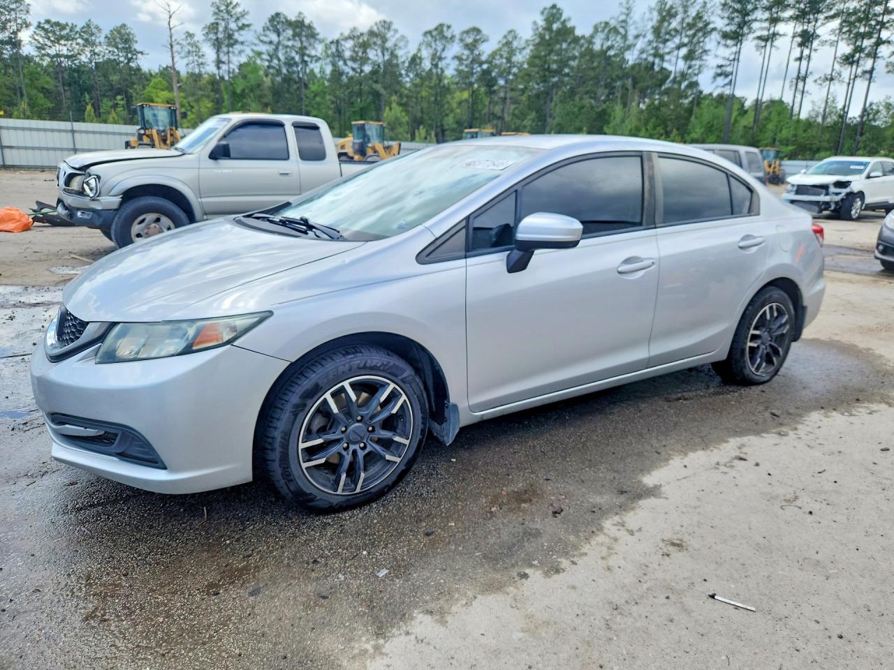 Salvage Honda Civic Image