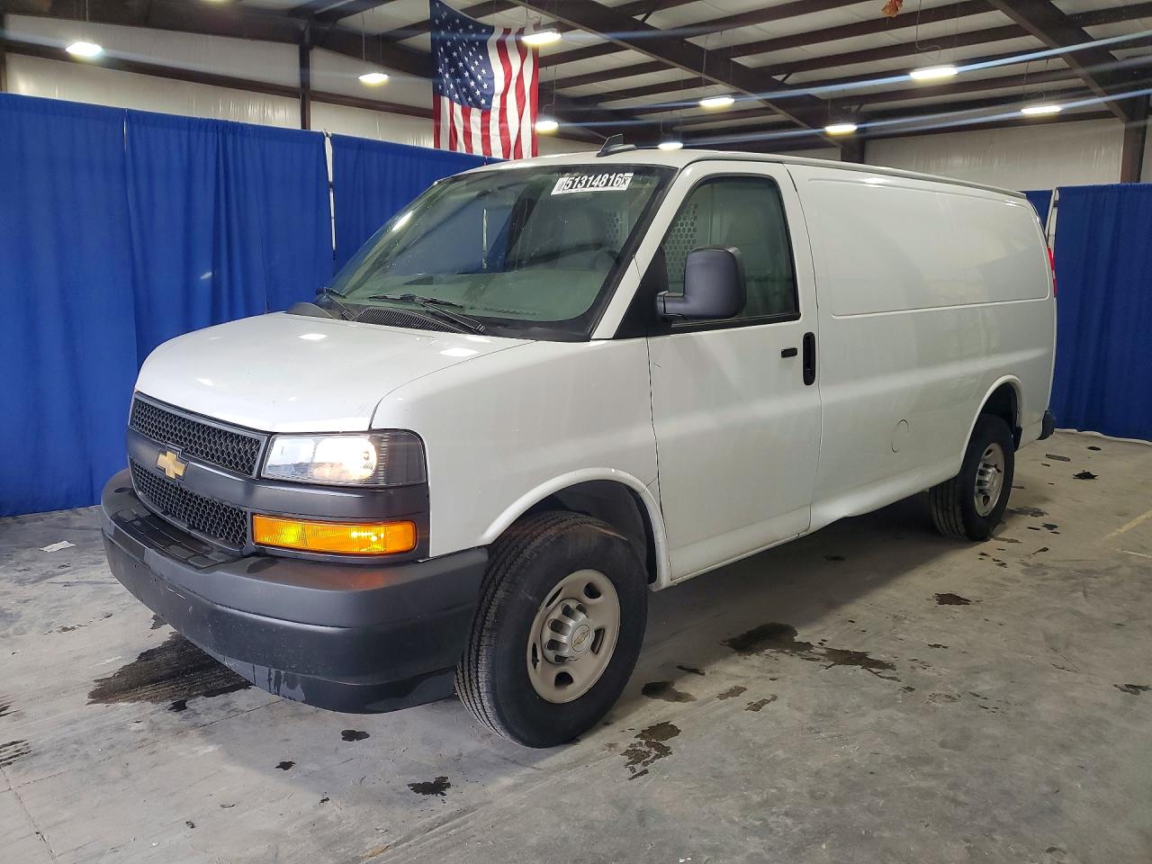 Salvage Chevrolet Express Image