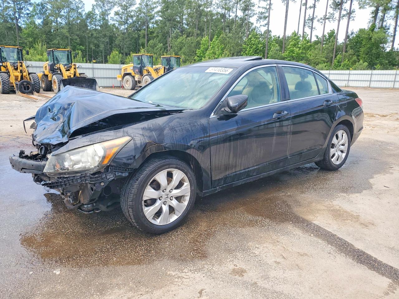 Salvage Honda Accord Image