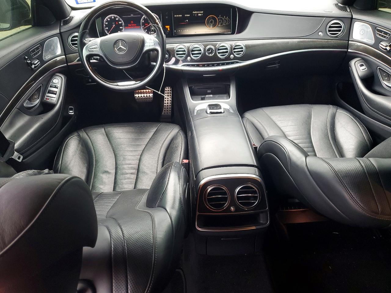 Mercedes-Benz S-Class 550
