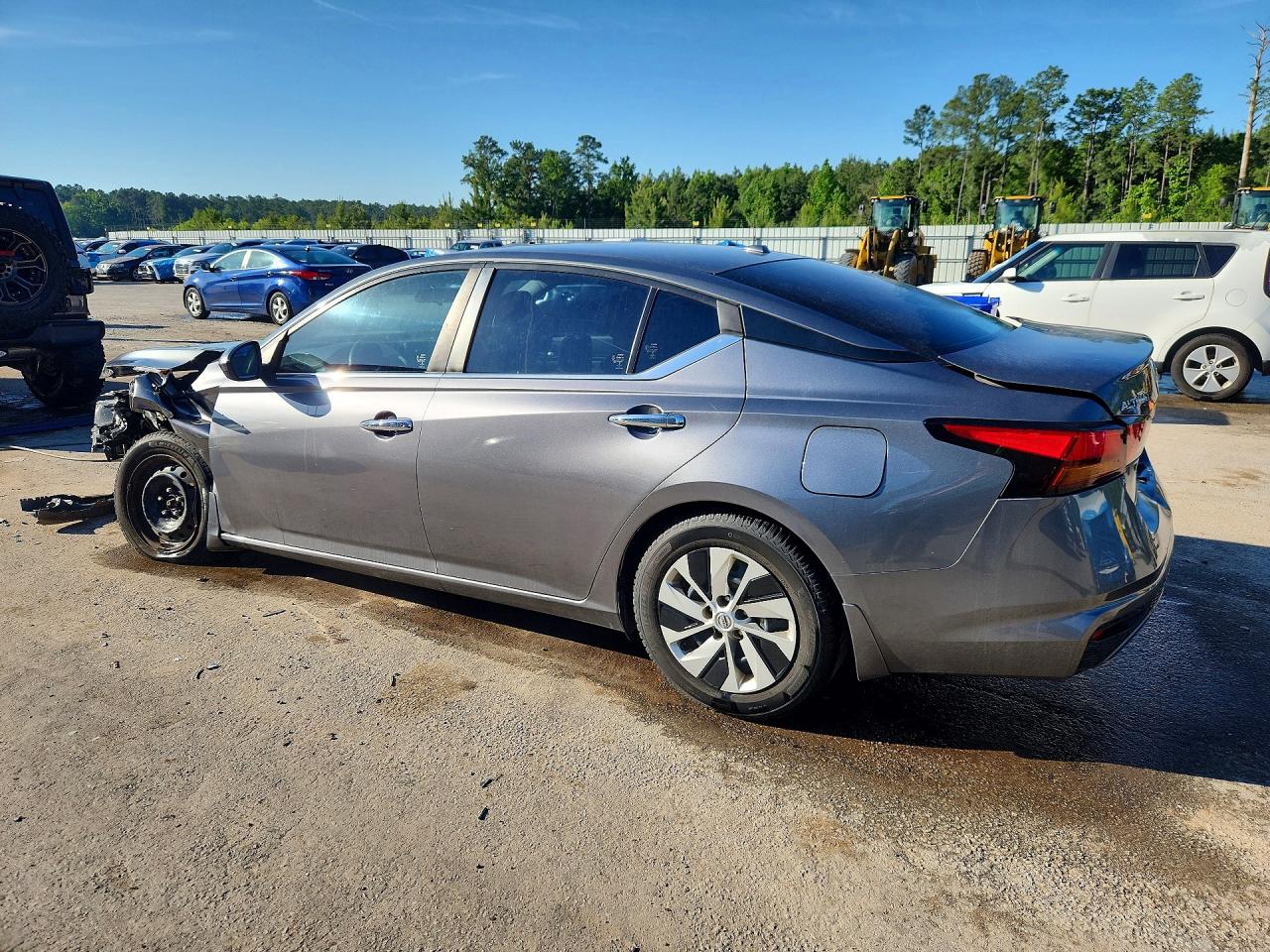 Nissan Altima S