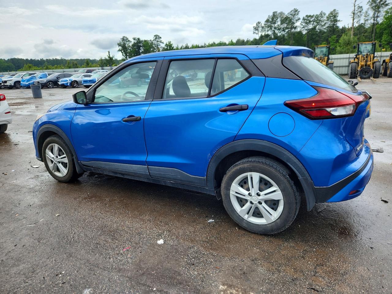 Nissan Kicks S