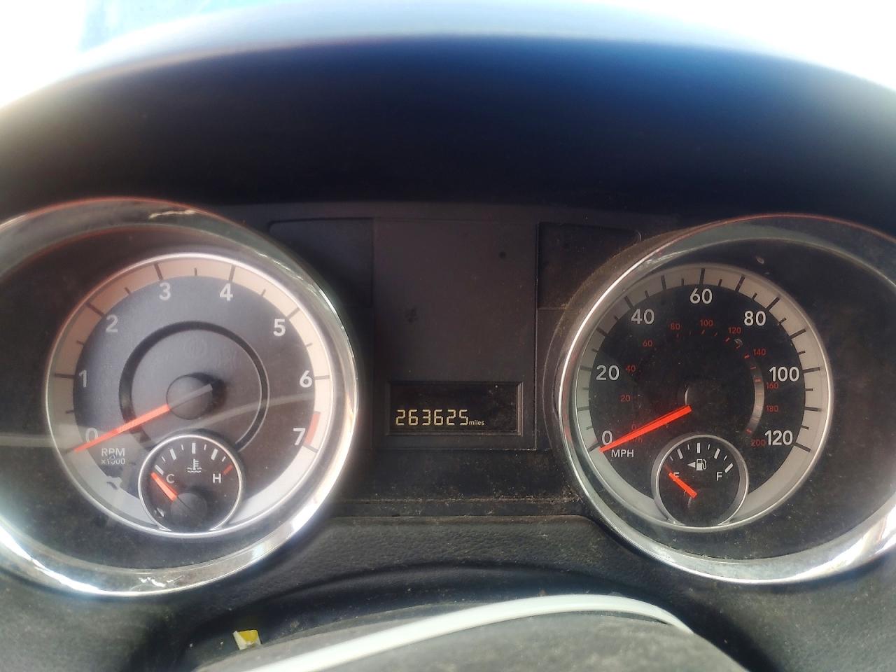 Dodge Caravan Sxt