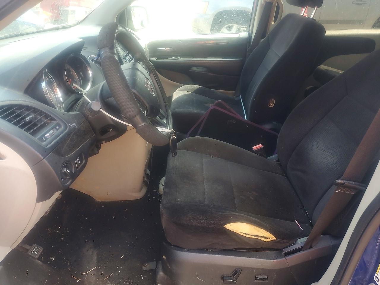 Dodge Caravan Sxt