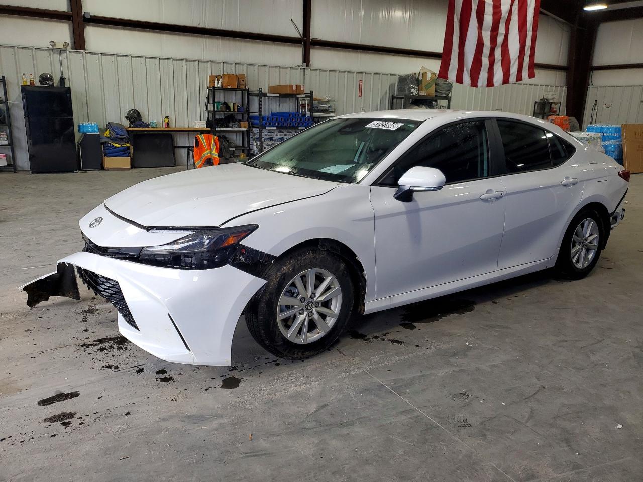 Salvage Toyota Camry Image