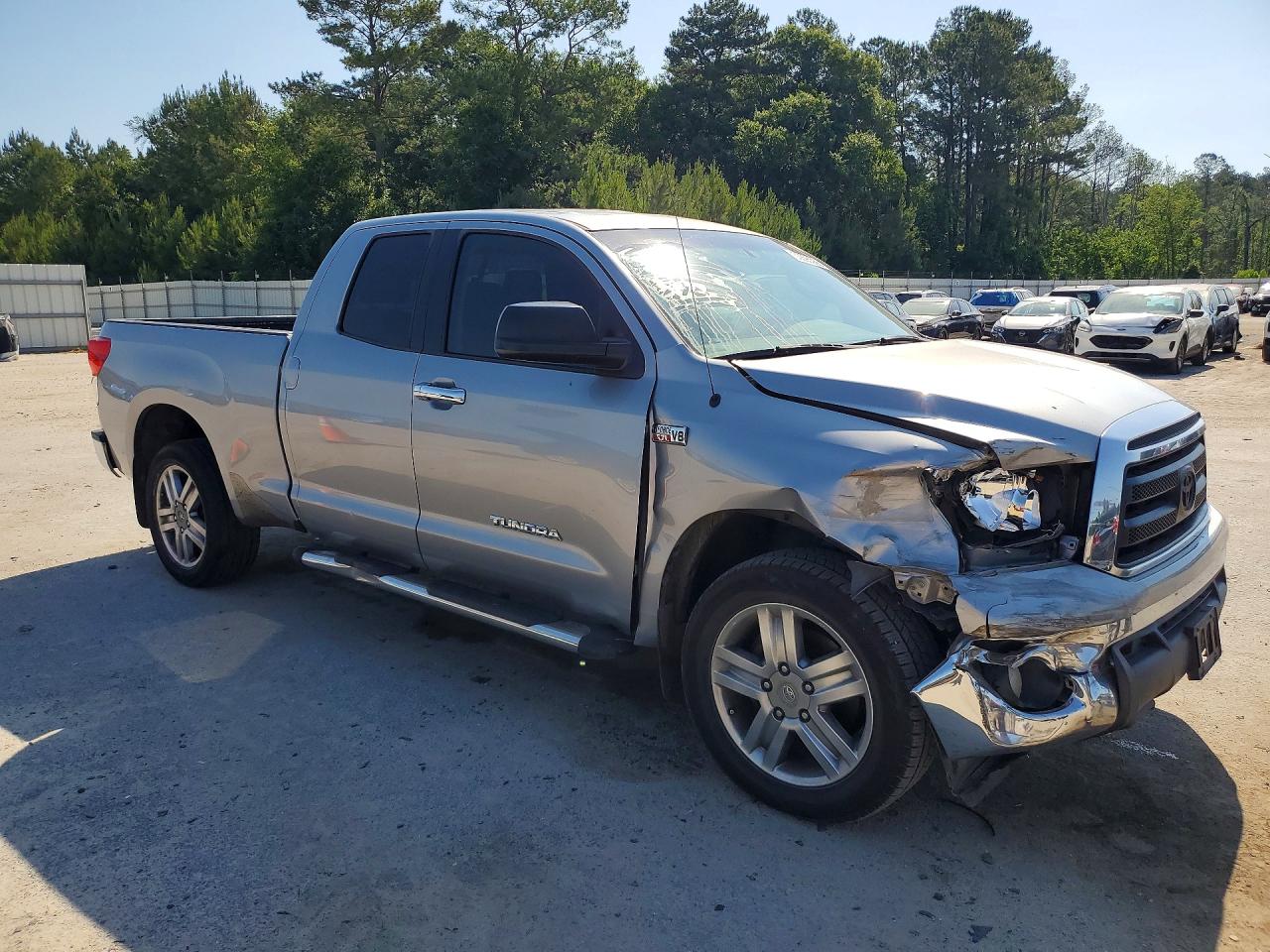 Toyota Tundra Double Cab Sr5