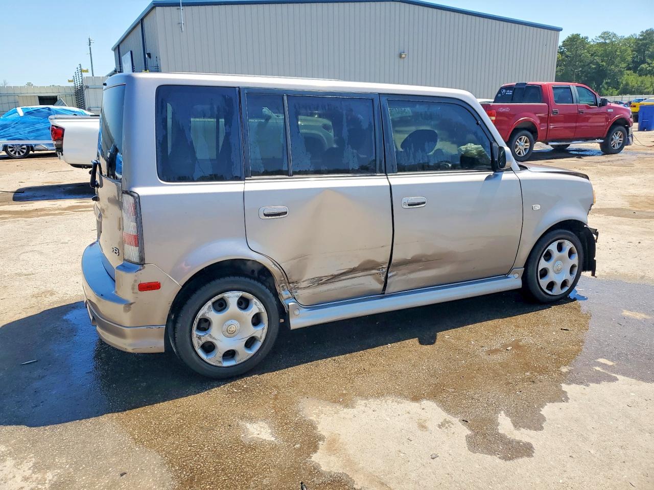 Toyota Scion Xb
