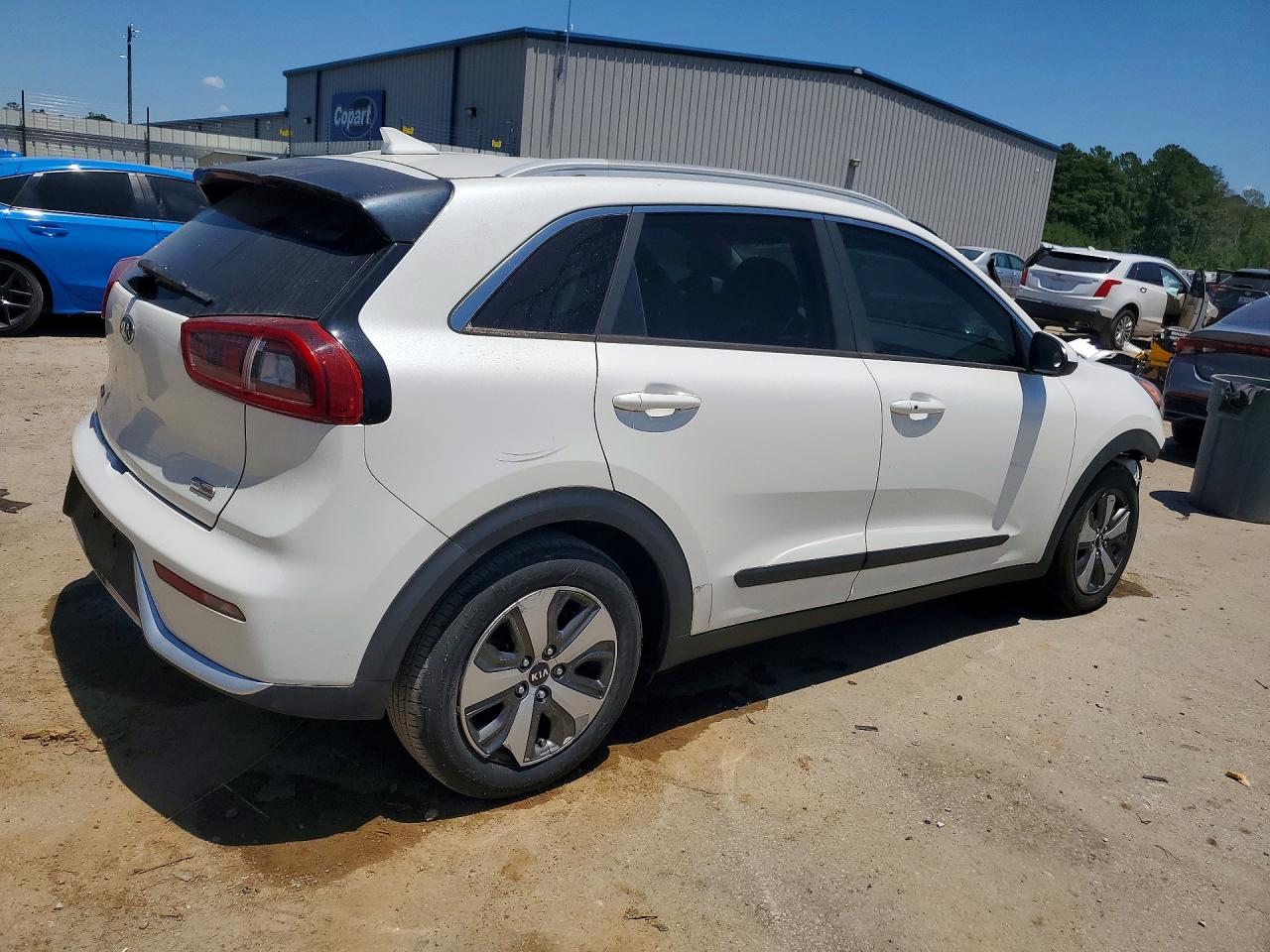 Kia Niro Lx