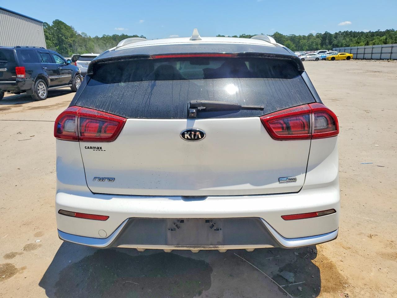 Kia Niro Lx