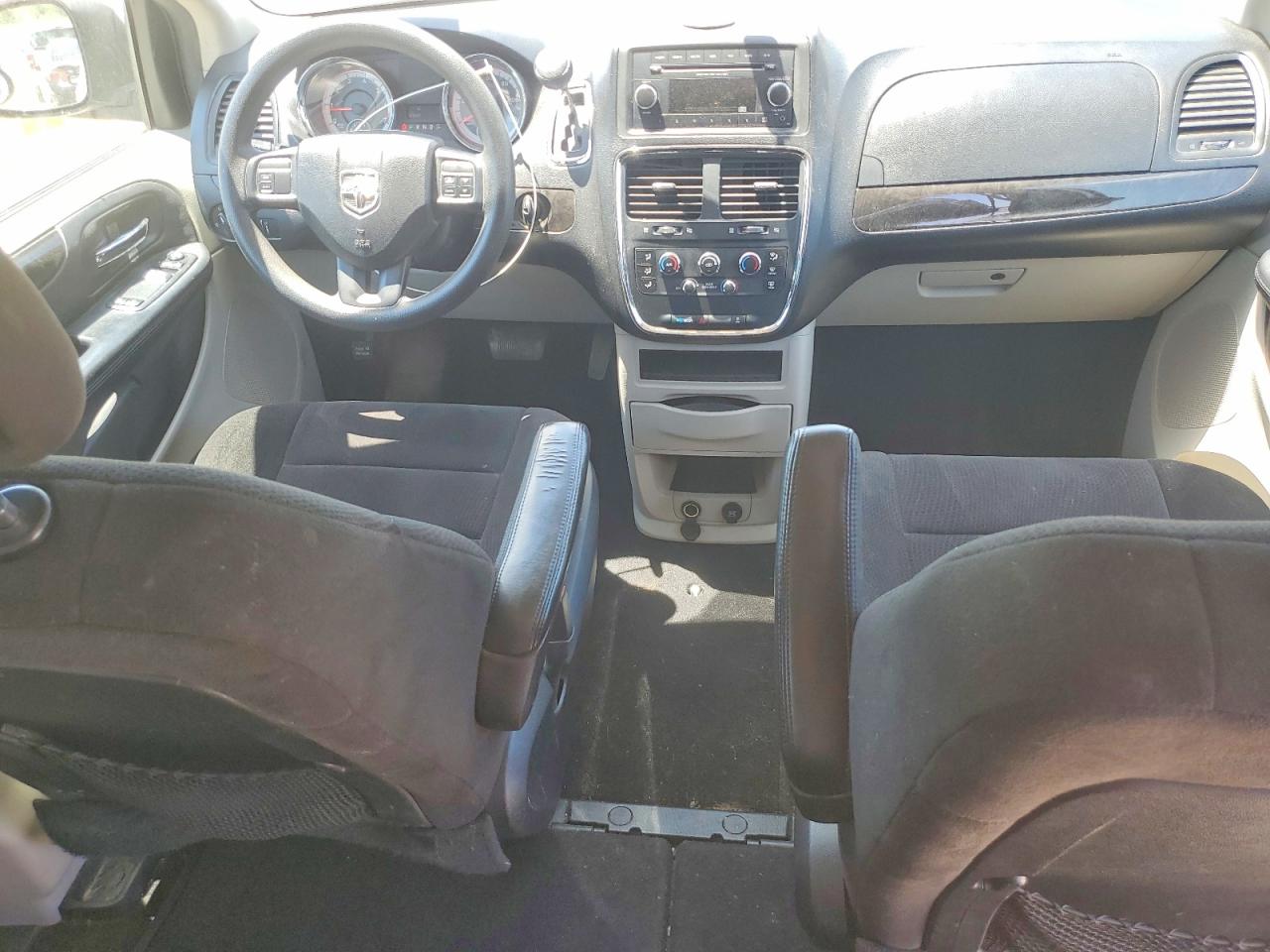 Dodge Caravan Se