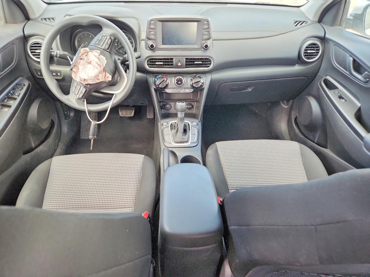 Hyundai KONA Se
