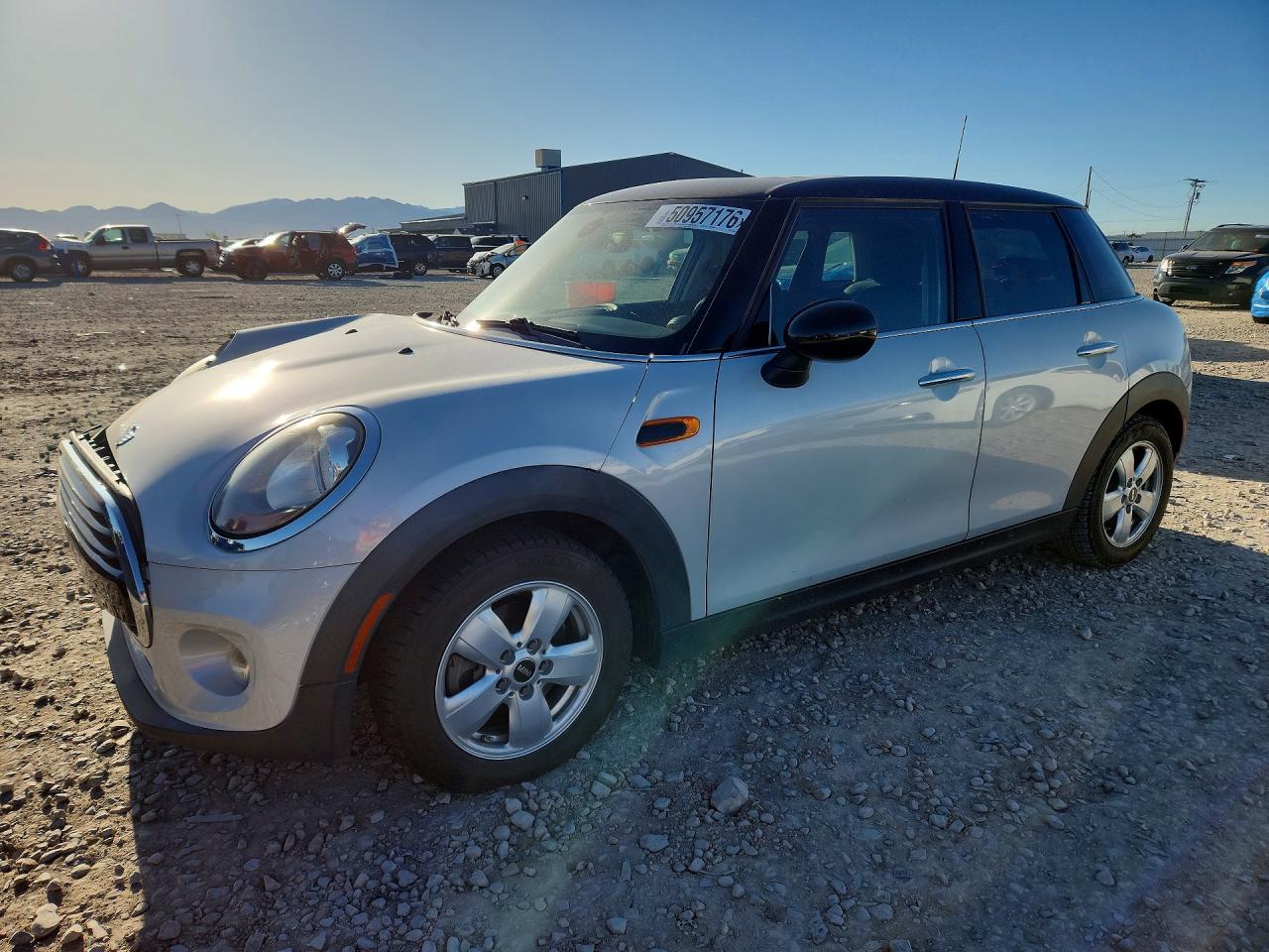 Salvage MINI Cooper Image