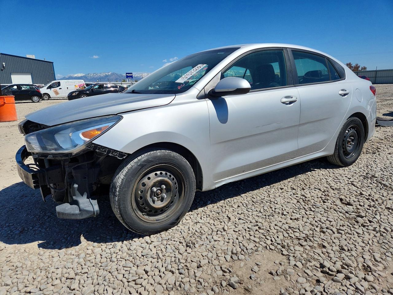 Salvage Kia Rio Image
