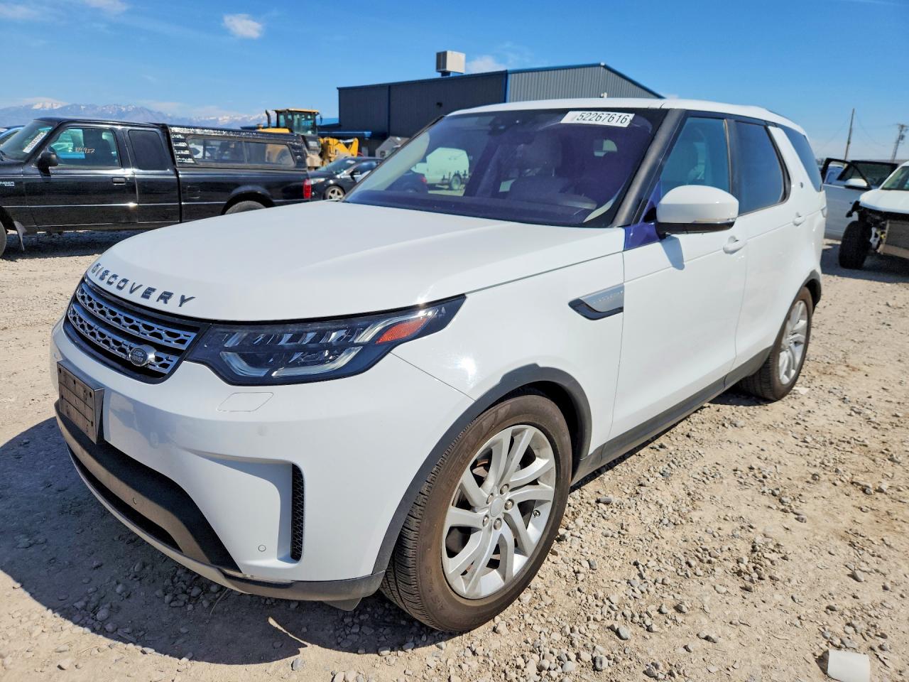 Salvage Land Rover Discovery Image