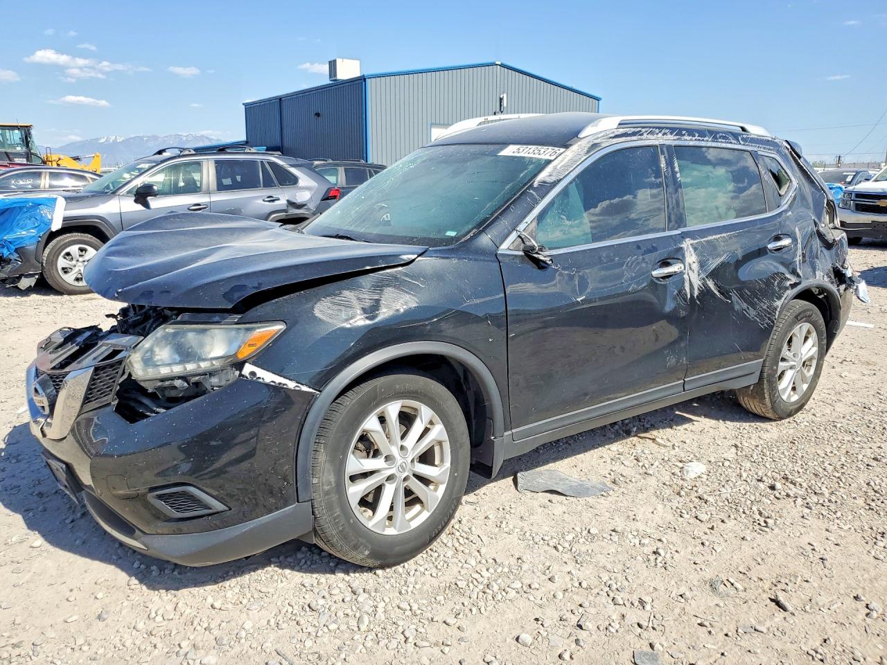 Salvage Nissan Rogue Image