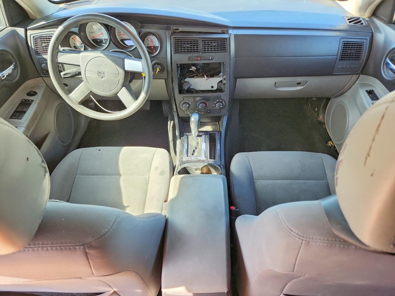 Dodge Charger Se