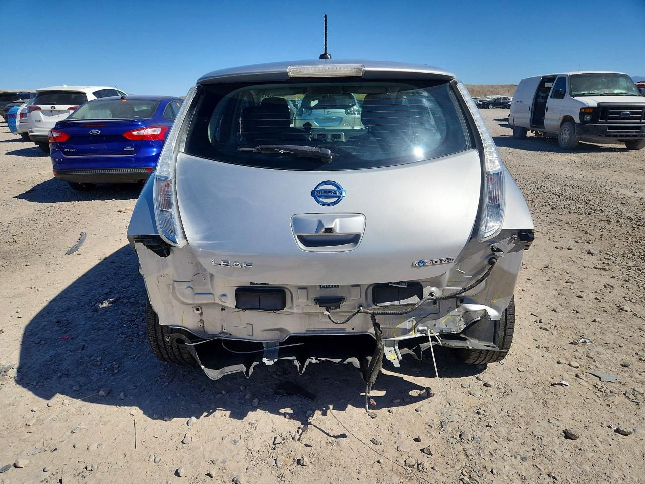 Nissan LEAF S