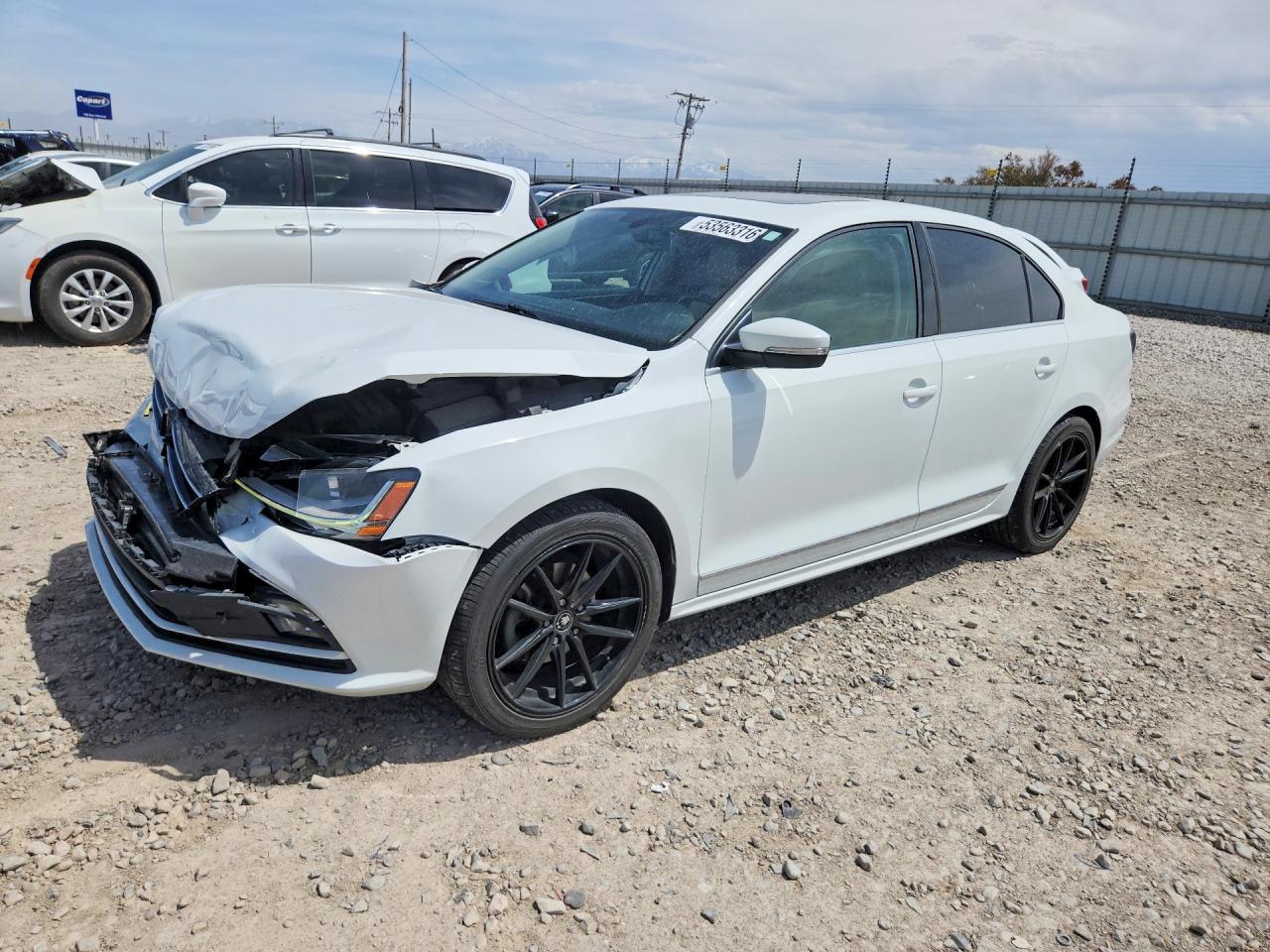 Salvage Volkswagen Jetta Image