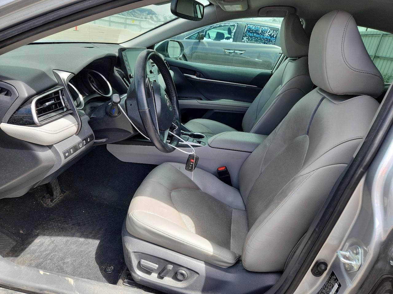 Toyota Camry Xle