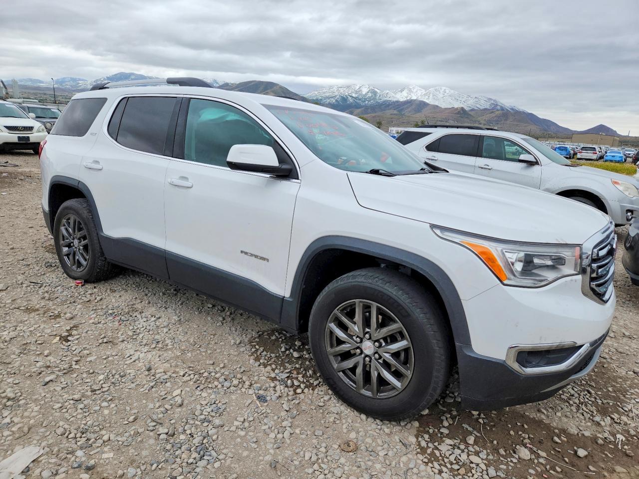 GMC Acadia Slt-1