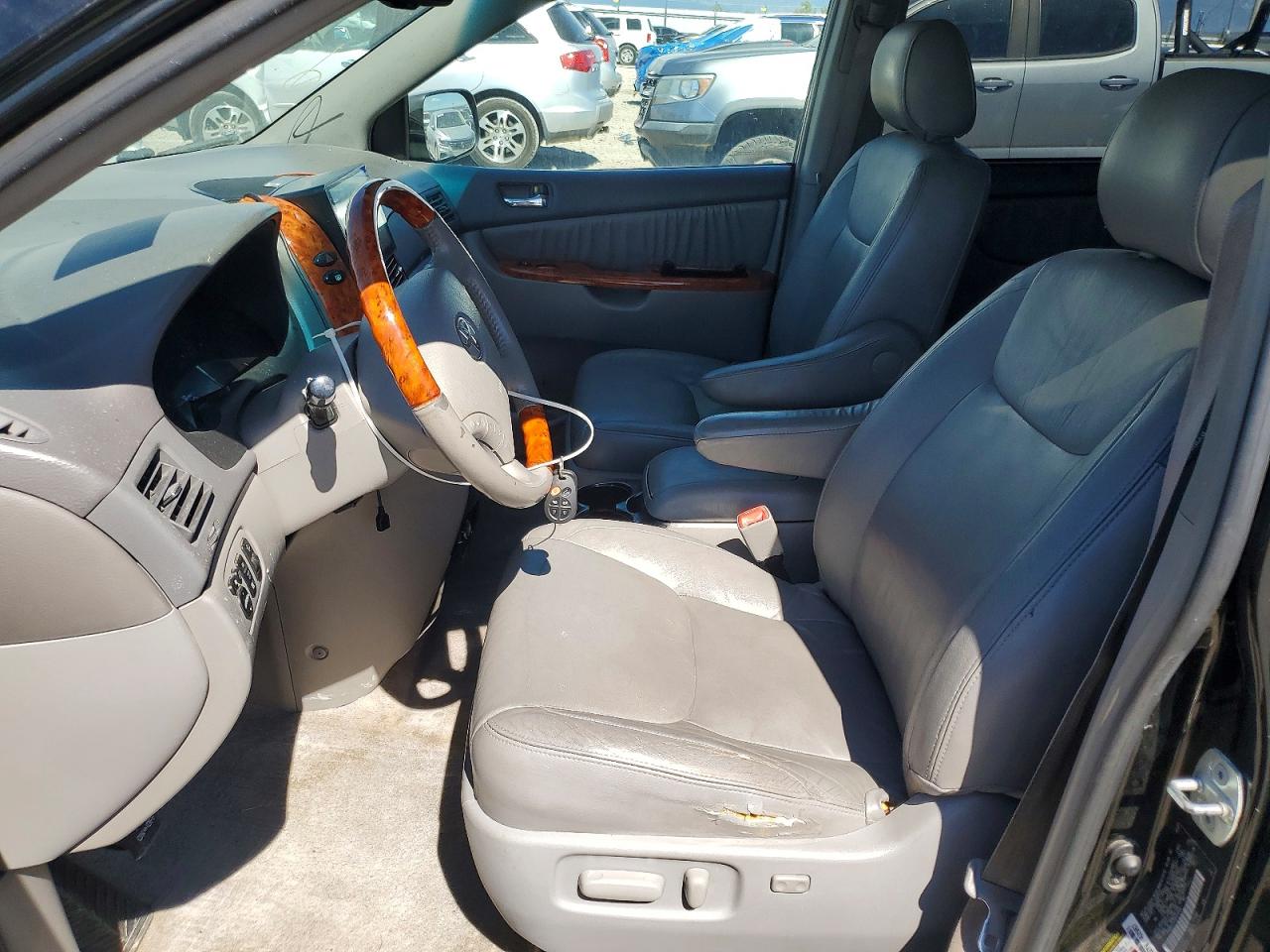 Toyota Sienna Xle Limited